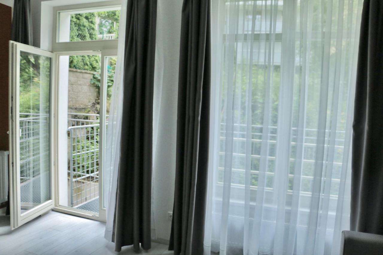 Apartments Moravska 24 كارلوفي فاري المظهر الخارجي الصورة