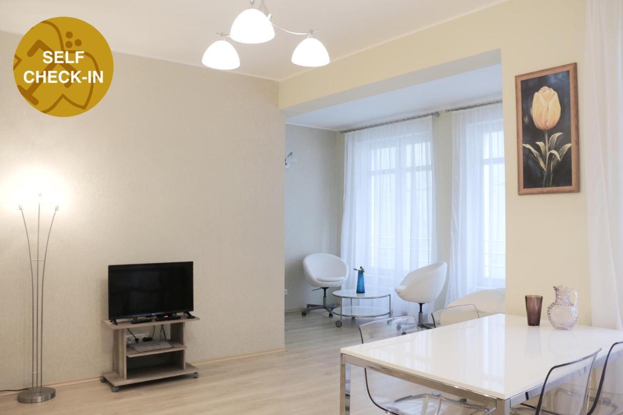 Apartments Moravska 24 كارلوفي فاري المظهر الخارجي الصورة