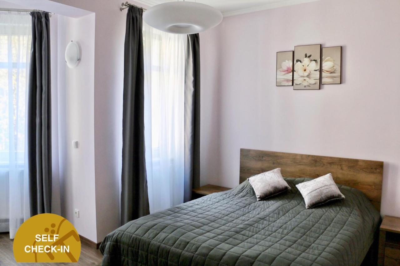 Apartments Moravska 24 كارلوفي فاري المظهر الخارجي الصورة