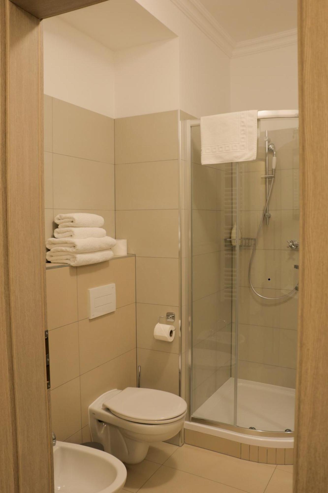 Apartments Moravska 24 كارلوفي فاري الغرفة الصورة