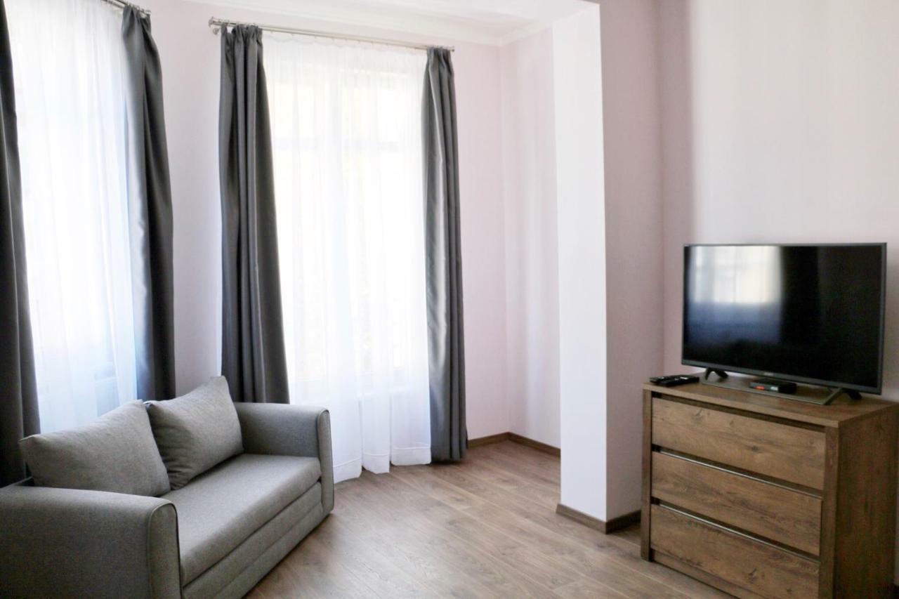 Apartments Moravska 24 كارلوفي فاري المظهر الخارجي الصورة