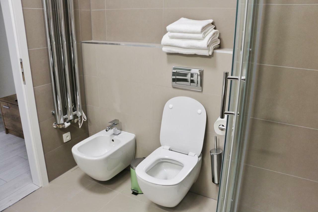Apartments Moravska 24 كارلوفي فاري المظهر الخارجي الصورة