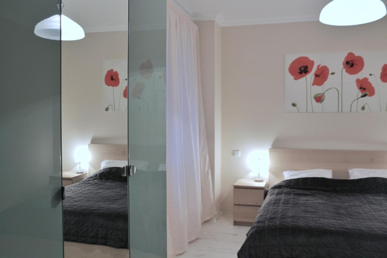 Apartments Moravska 24 كارلوفي فاري المظهر الخارجي الصورة